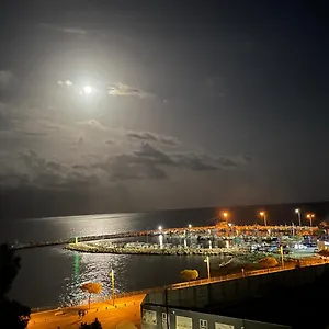 Apartment Seascape 501, Larnaca