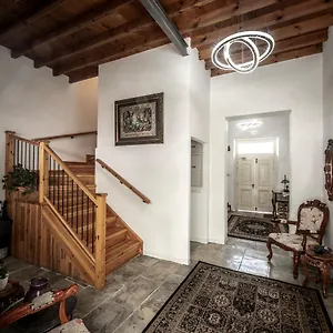 Edem Traditional House Lárnaca